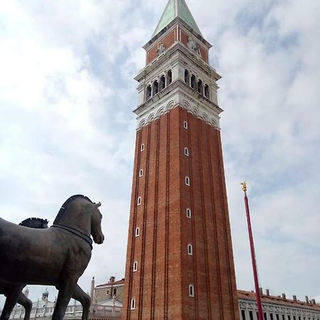 Apartment Essence Of Venice Veneza Exterior foto