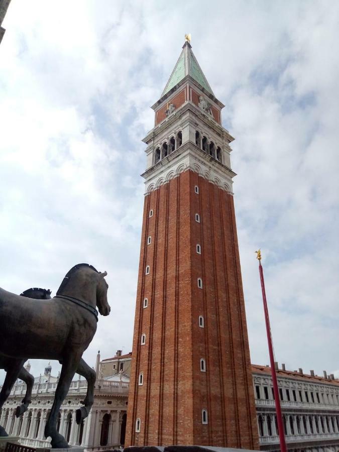 Apartment Essence Of Venice Veneza Exterior foto